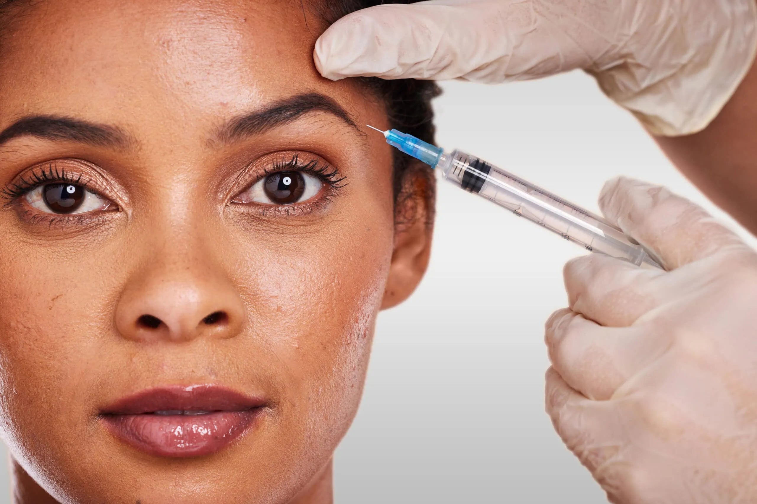 Comment se déroule une séance d’eyebrow lift au Botox ?