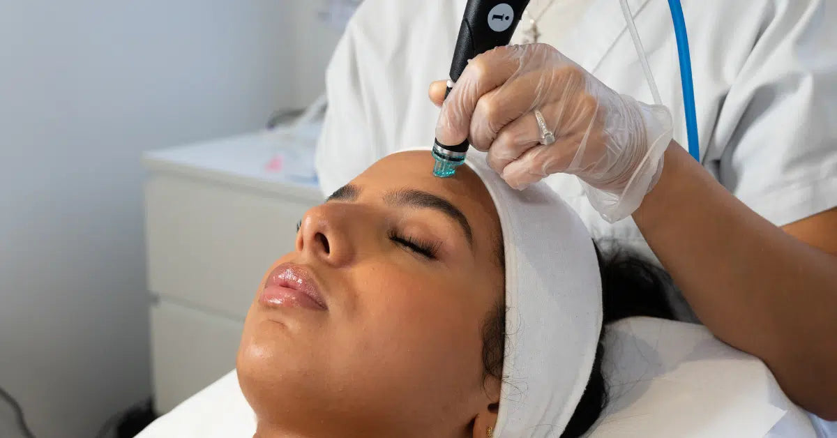 Comment se déroule une séance d’Hydrafacial BB Face ?